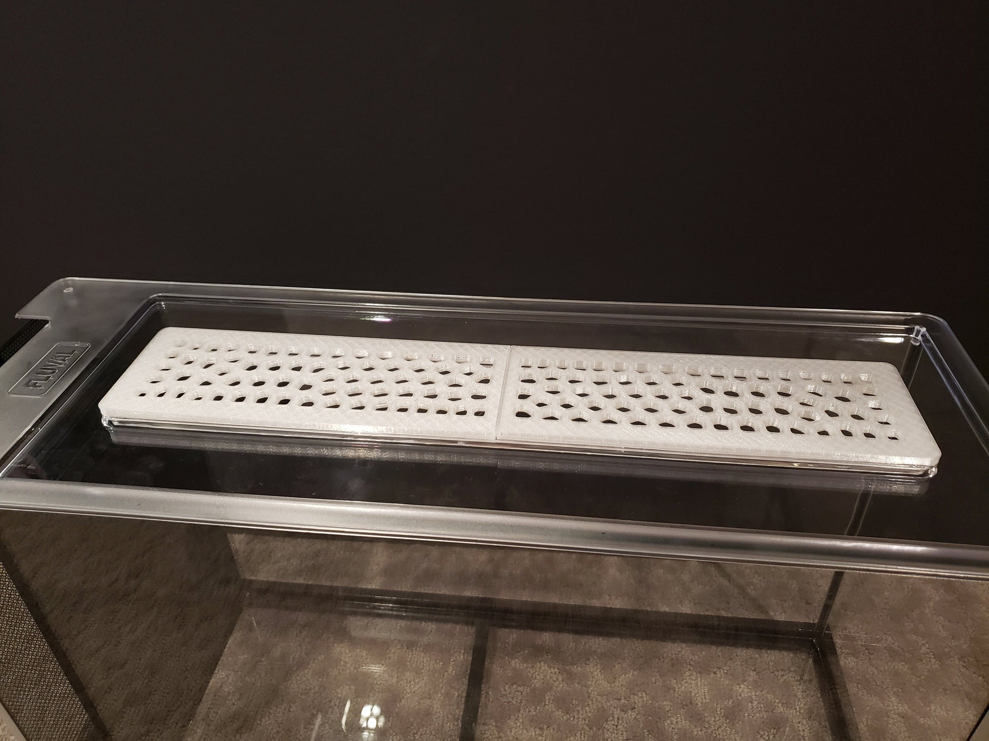 Lid Insert for Fluval Spec 5G Aquariums